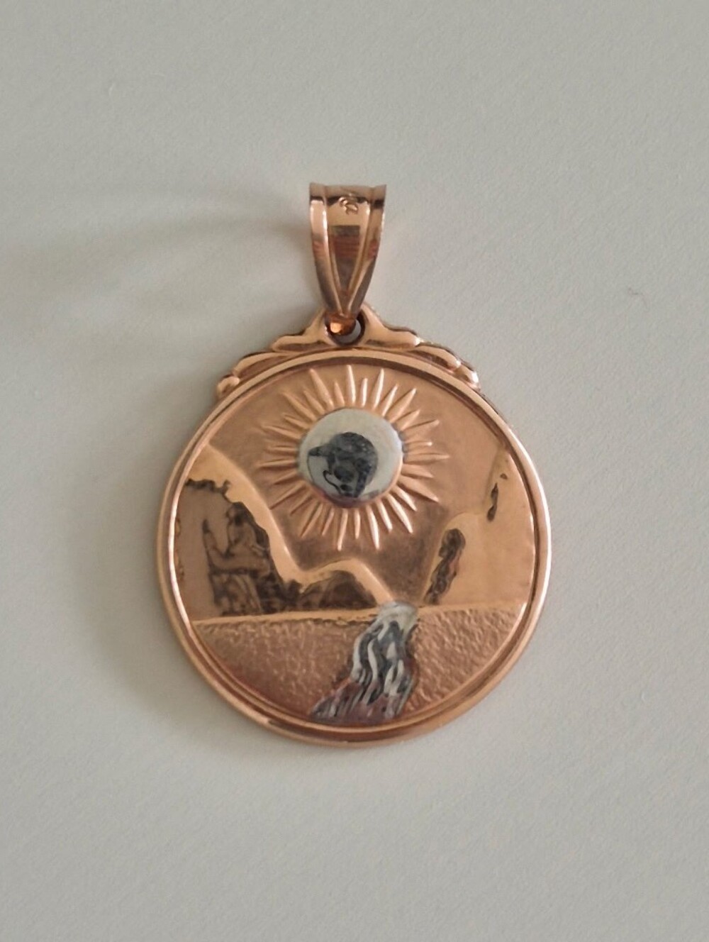 14kt gold disc Medallion pendant